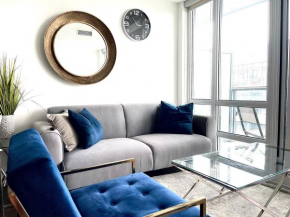 Hotel Condo in Downtown Toronto with beautiful views